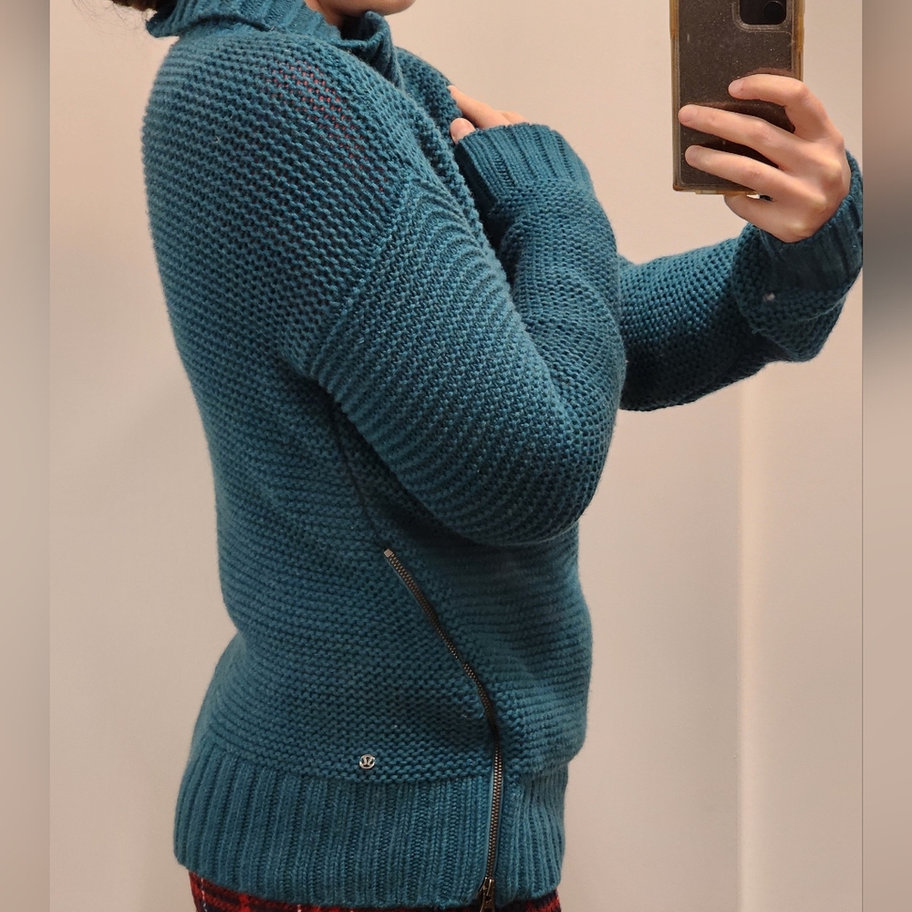Lululemon Cozy Teal Knit Sweater with Side Zipper